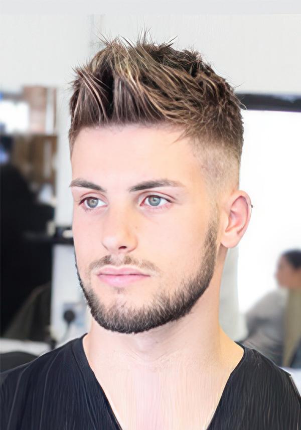 protesi capeliiare stile pompadour testurizzato alla moda