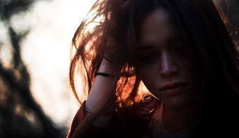 Tricotillomania: significato, cause e cura
