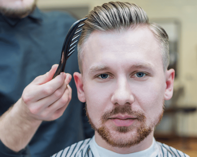 taglio-Undercut-classico-all’indietro