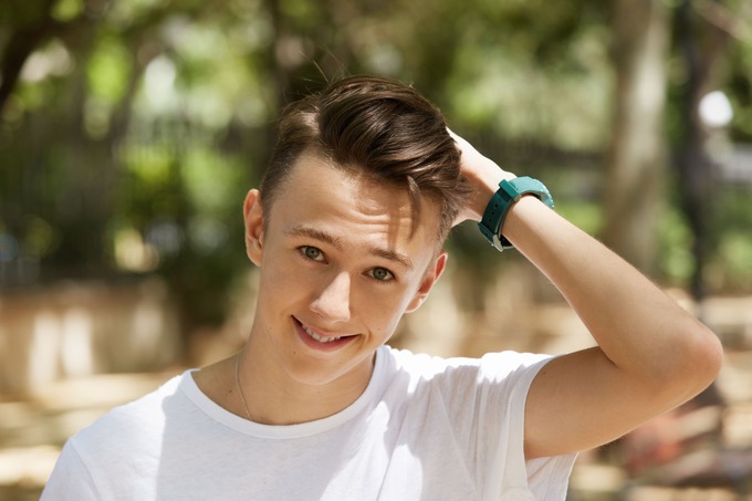 Capelli sani e lucenti: segnali visivi di una crescita capillare in buona salute